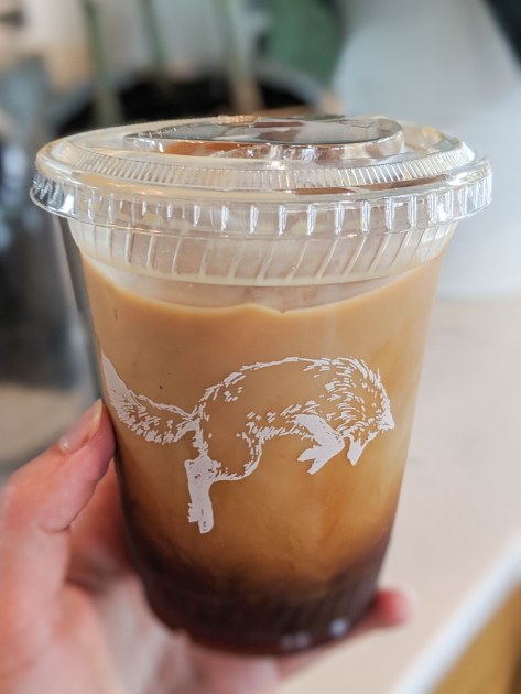 00100lPORTRAIT_00100_BURST20190706153011739_COVER